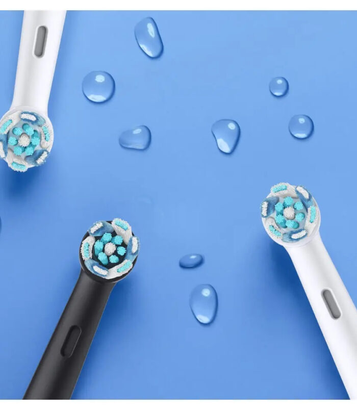 101767368_1813605359