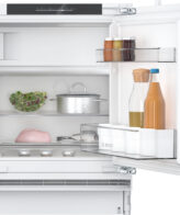 Bosch Serie 4 KUL22VFD0 combi-koelkast Onderbouw 110 l Wit